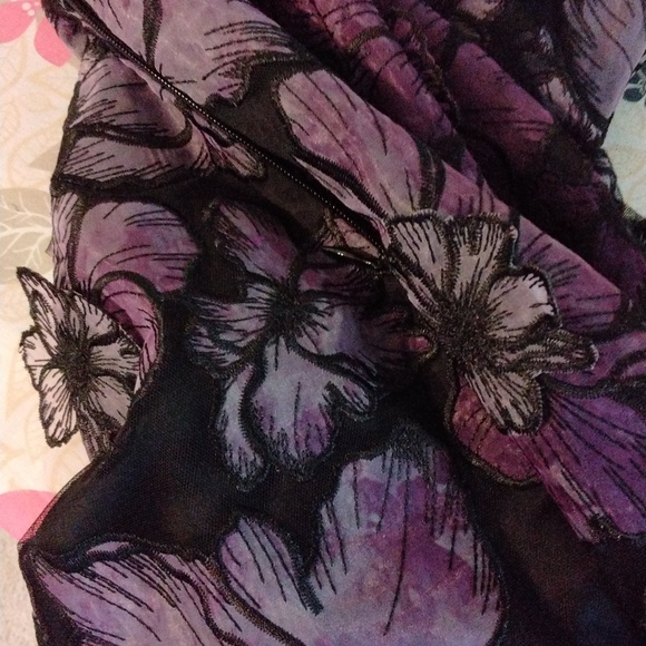 Women's EUC Sheer/lined long sleeve purple/black floral dress by Milly size 4 - Picture 6 of 6